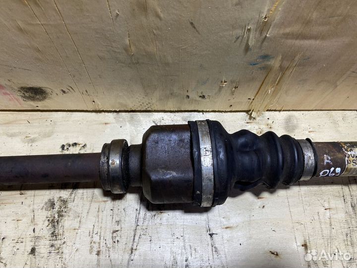 Приводной вал правый C4 Picasso 1,6 бензин АКПП 69