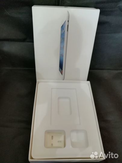 Коробки от продукции Apple