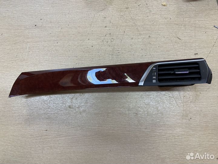 Дефлектор воздушный правый Toyota Camry 50