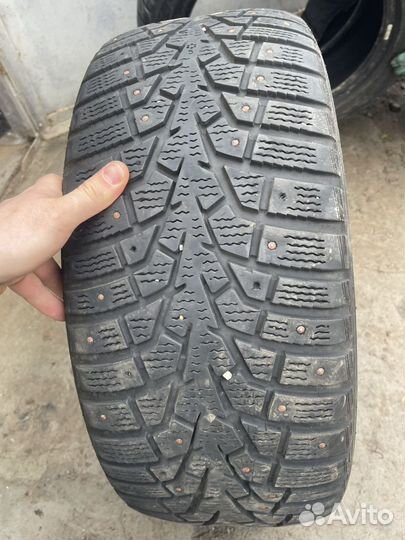 Arctic Trucks AT405 225/50 R17