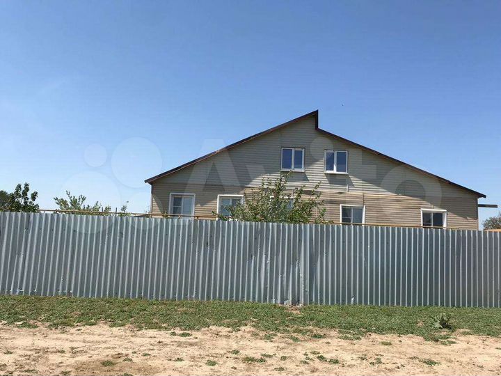 Дом 142 м² на участке 8,3 сот.