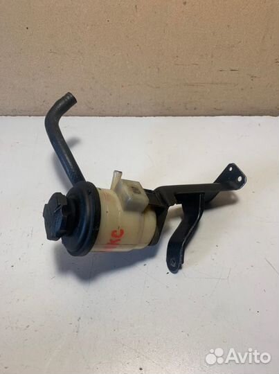 Бачок гидроусилителя Hyundai Matrix