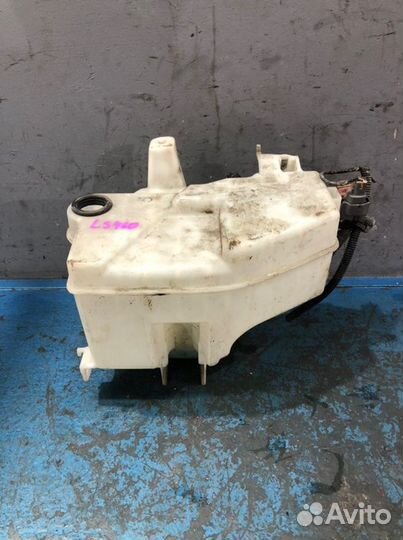 Бачок омывателя Lexus Ls460 USF40