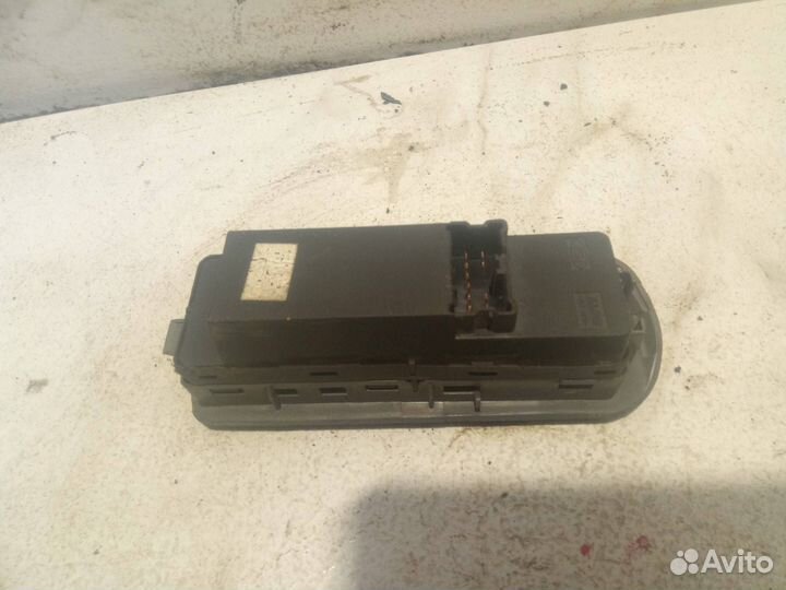 Блок управления стеклоподъемниками Ford Escape