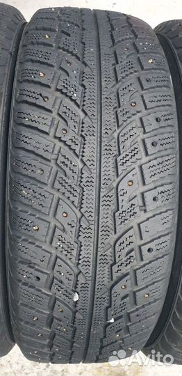 Kumho I'Zen RV Stud KC16 225/65 R17 106T