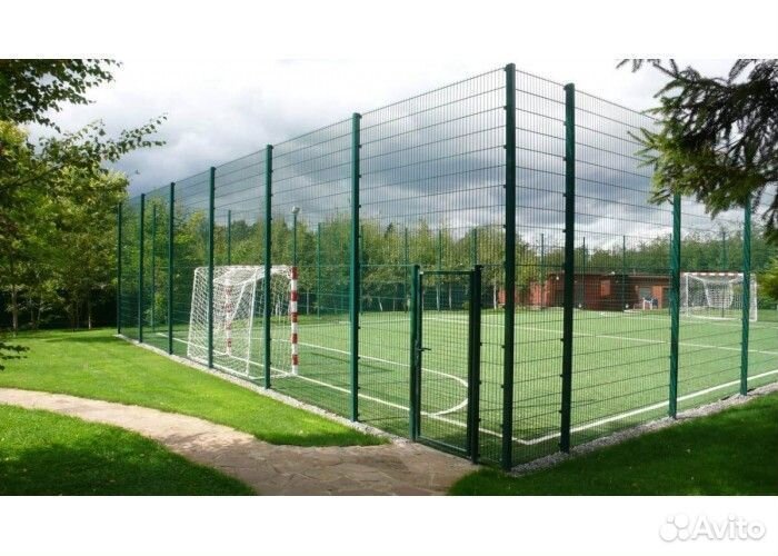 Забор для спортивной площадки в Ломоносове