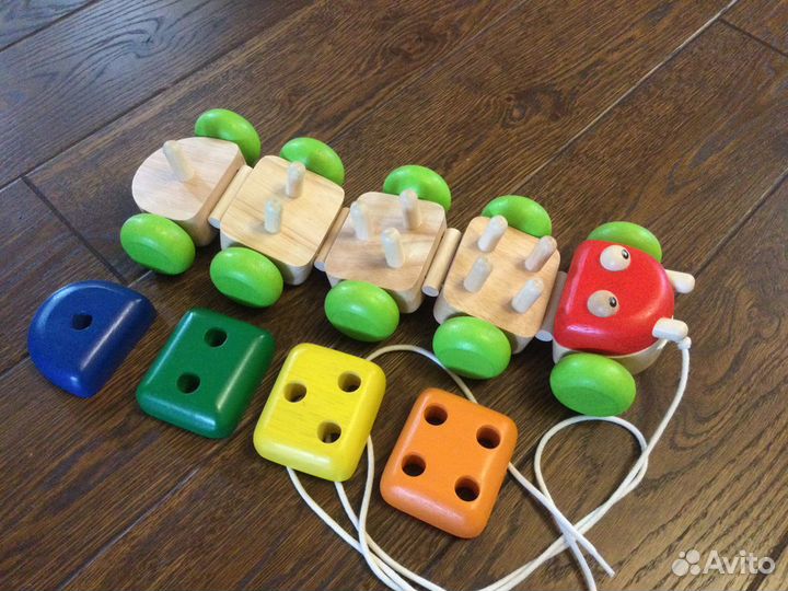 Развивающая игрушка Гусеница деревянная