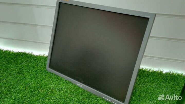 Монитор. Acer V193