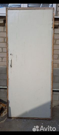 Двери деревянные