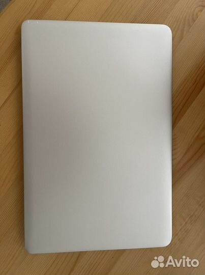 Ноутбук Maibenben e526