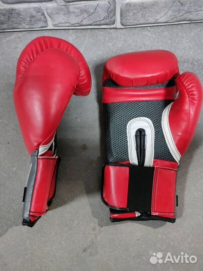 Перчатки тренировочные Everlast 14 oz