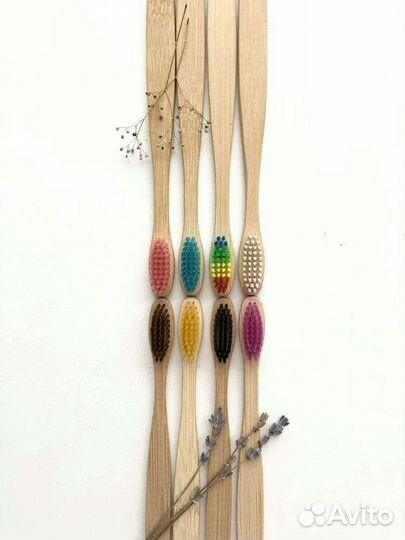 Бамбуковая зубная щетка