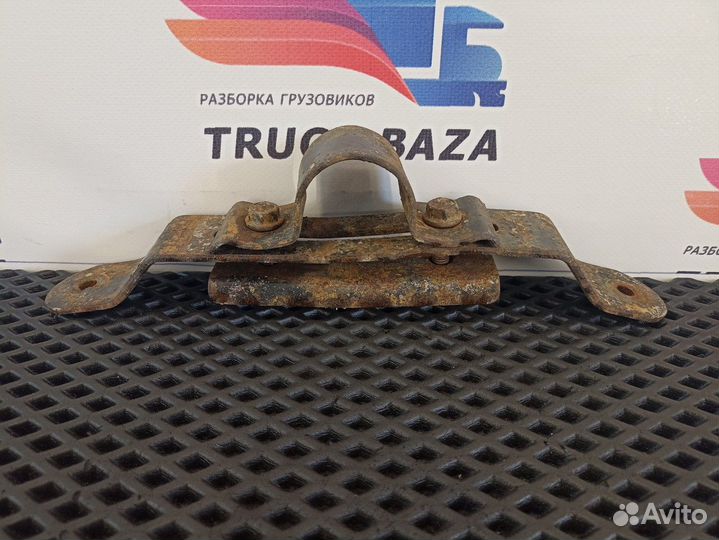 6520840437030 Кронштейн крыла заднего камаз 5490