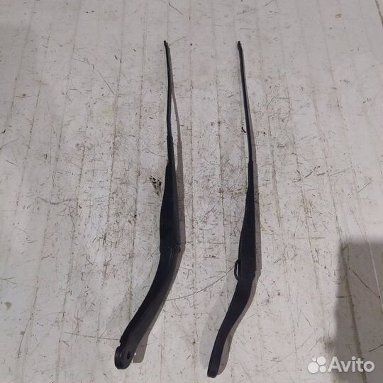 Дворник лобового стекла Renault Logan 2 седан 1.6