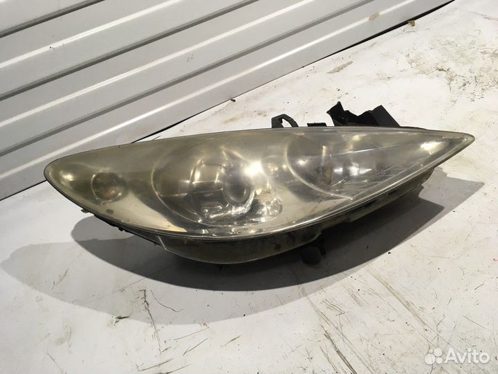 Фара правая (Peugeot 307)