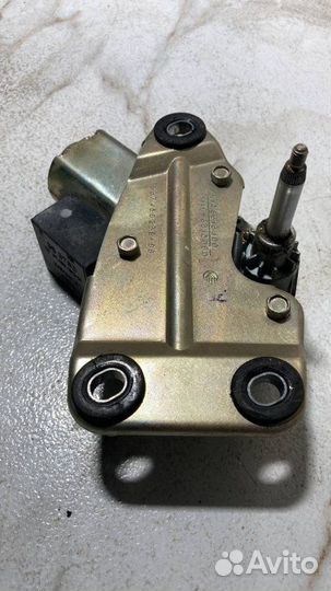 Моторчик стеклоочистителя (дворника) задний LADA