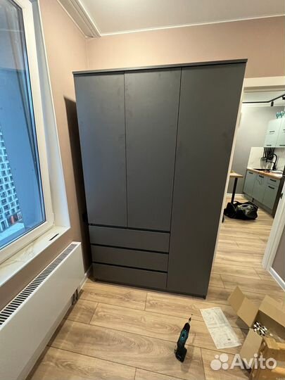 Шкаф распашной новый