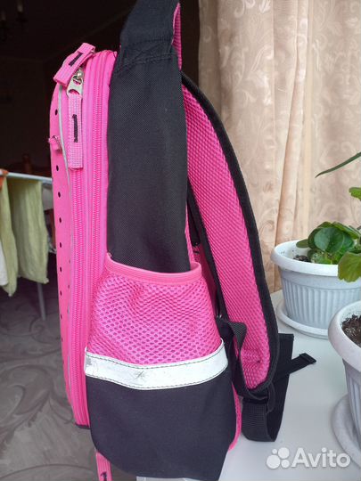 Рюкзак с ортопедической спинкой