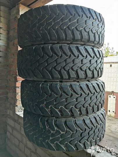 Toyo Open Country M/T 265/70 R17