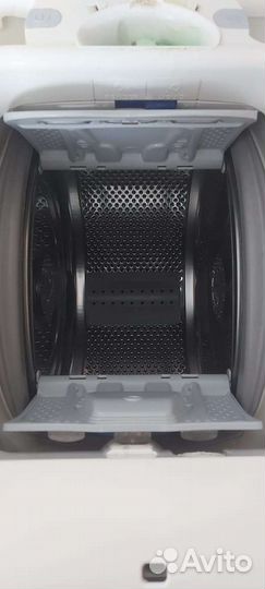 Стиральная машина Electrolux вертикальная