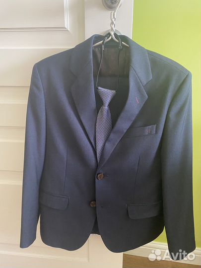 Брючный костюм на мальчика