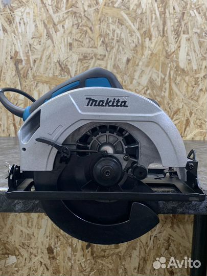 Циркулярная пила Makita HS7000