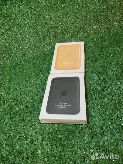 Apple MagSafe Leather Wallet