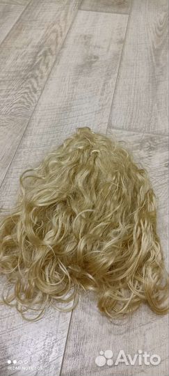 Хвост шиньон на крабе