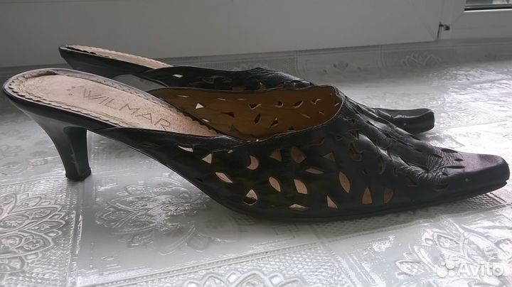 Кожаные босоножки на каблуке размер 38