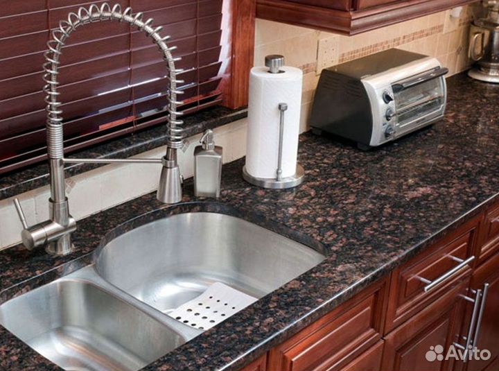 Столешница из гранита