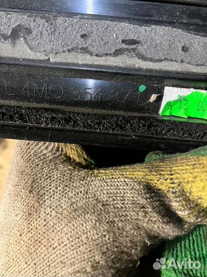 Накладка, молдинг крышки багажника audi q7 4m