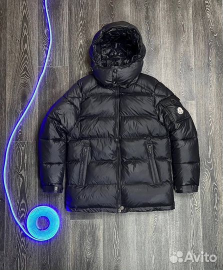 Мужская зимняя куртка moncler