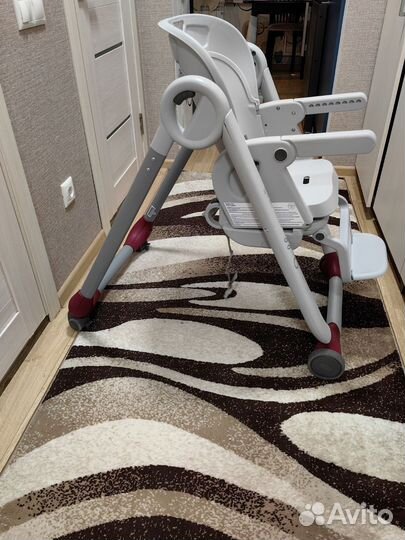 Детский стульчик для кормления chicco