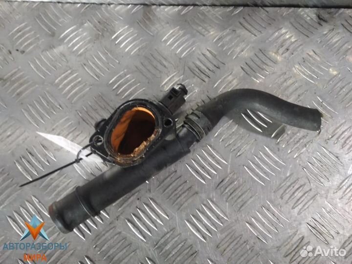 Фланец (тройник) системы охлаждения Volkswagen 4