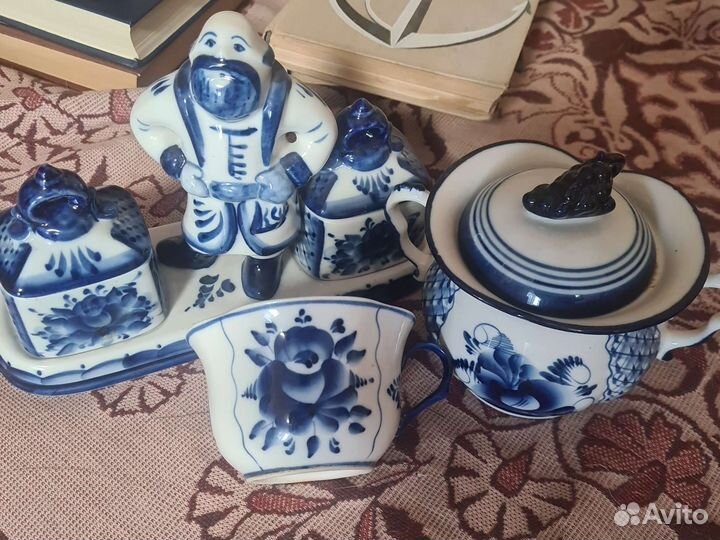 Фарфоровая посуда гжель