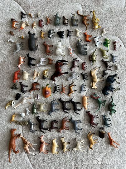 Игрушки фигурки животных 92 шт