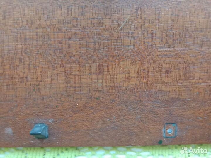 Подставка под календарь дерево