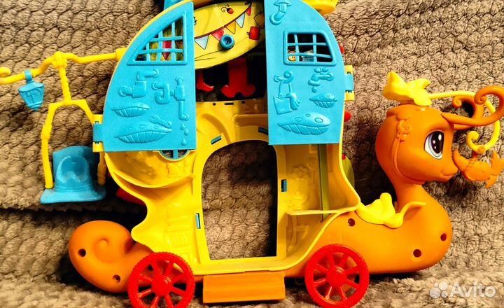 Развивающие игрушки