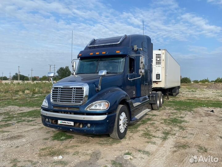 Freightliner Columbia, 2004