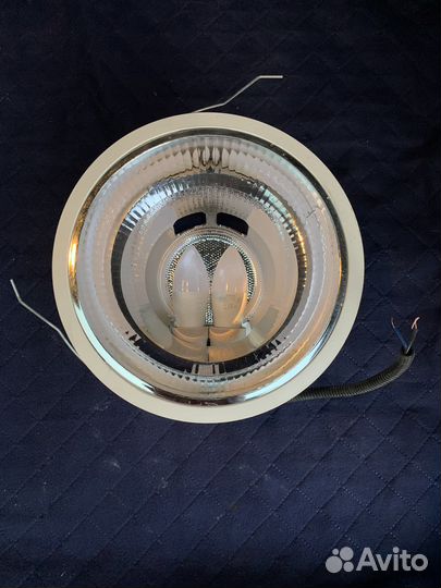 Светильник потолочный