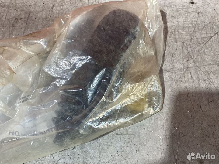 Opel meriva-A пыльник рулевой рейки