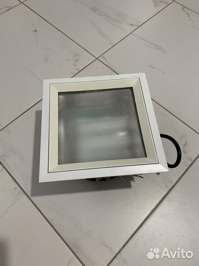 Светильник встраиваемый Downlight