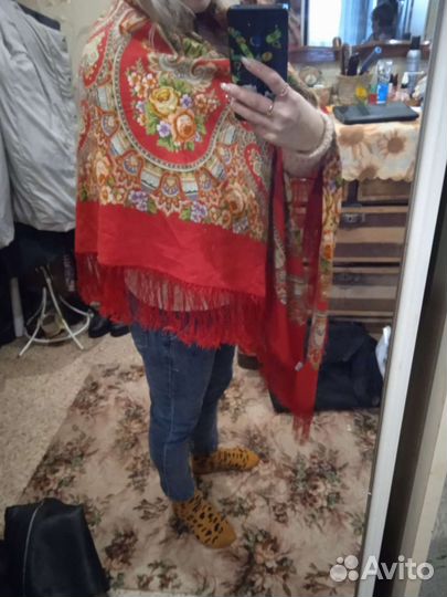 Павлопосадский платок шерсть 146/146