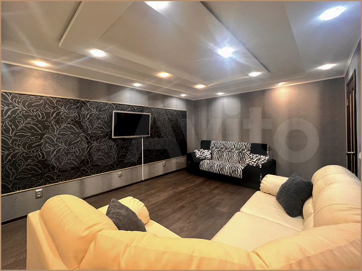 2-к. квартира, 70 м², 3/9 эт.