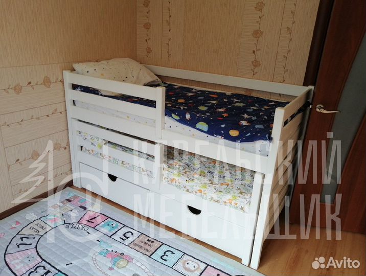 Выдвижная двухярусная кровать