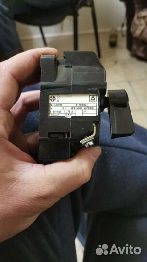 Переключатель 380