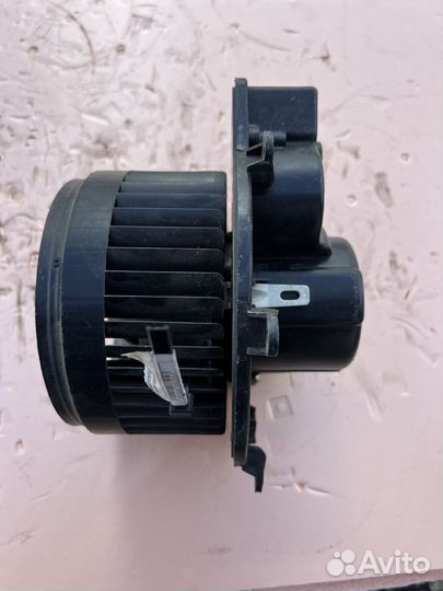 Моторчик отопителя печки Mercedes C203