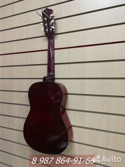 Гитара с чехлом