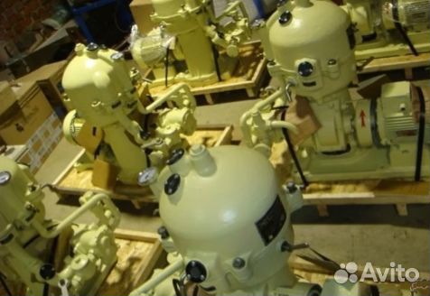 Судовой двигатель М400