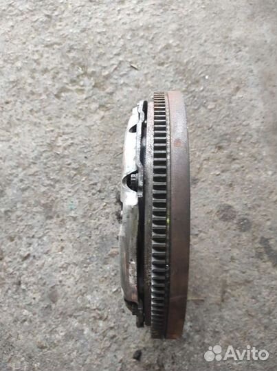 Маховик Фольксваген Гольф 5 / 6 1.4 TSi